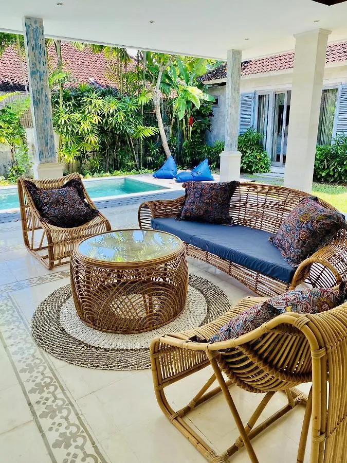 Villa Biru - 500M Batubelig Beach Canggu