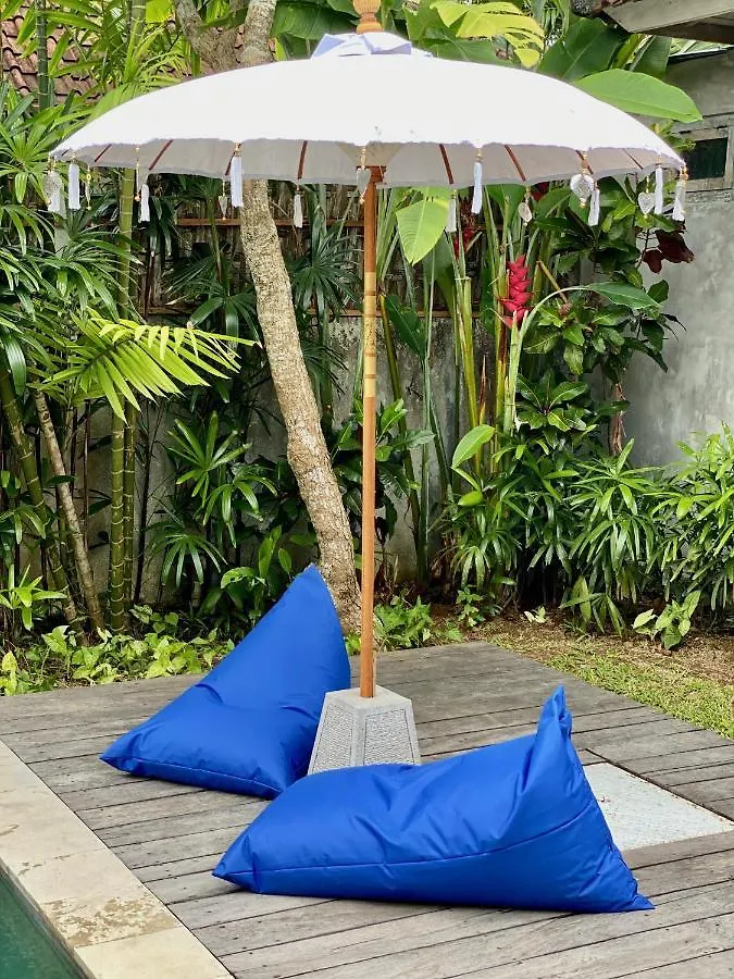 Villa Biru - 500M Batubelig Beach Canggu