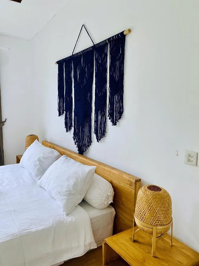 Villa Biru - 500M Batubelig Beach Canggu  Indonesia